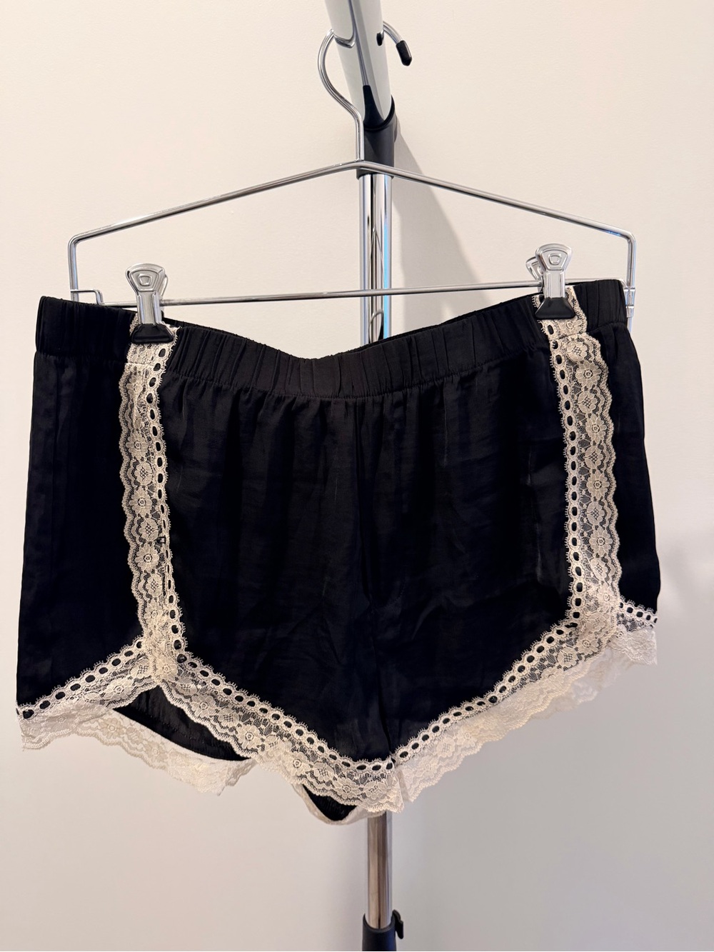 Urban Outfitters Black Shorts with Cream Lace Trim - Picture 1 of 4